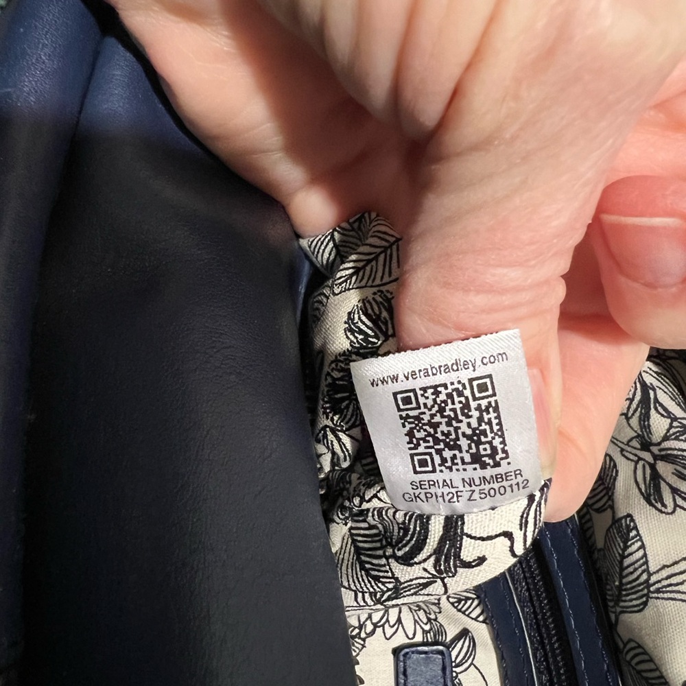 Vera Bradley new Navy Leather Crossbody Bag-never used. - Picture 10 of 14